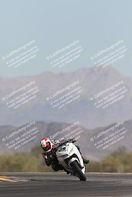 media/Oct-26-2025-Race Pace (Sun) [[c1447ca738]]/Non Verified (1st 20 Minutes of every Hour)/4-Turn 14 (1110am)/